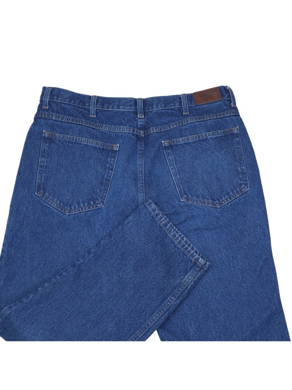 L.L. Bean Mens Classic Fit Blue Denim Jeans Size 37x30 100% Cotton Straight Leg